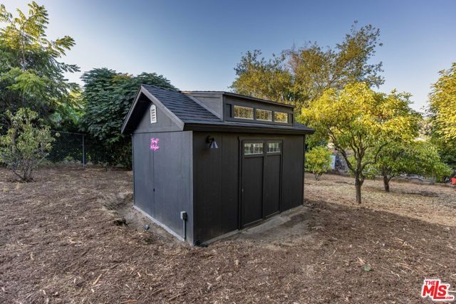 904 Terrace 49, Los Angeles, CA 90042