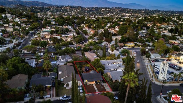 904 Terrace 49, Los Angeles, CA 90042