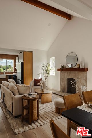 904 Terrace 49, Los Angeles, CA 90042