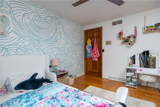 295 Twin Oaks Dr, Pine Twp, PA 15090