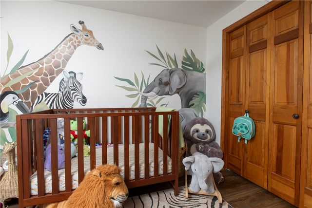 295 Twin Oaks Dr, Pine Twp, PA 15090