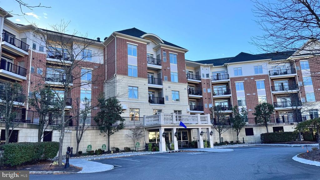 423 CARSON TER, Huntingdon Valley, PA 19006