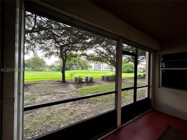 13105 SW 16 CT 105L, Pembroke Pines, FL 33027