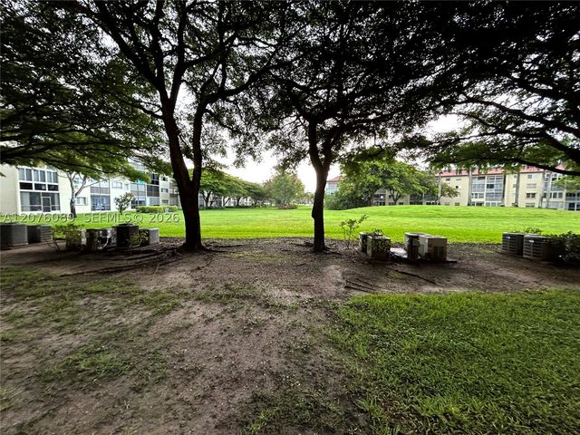 13105 SW 16 CT 105L, Pembroke Pines, FL 33027