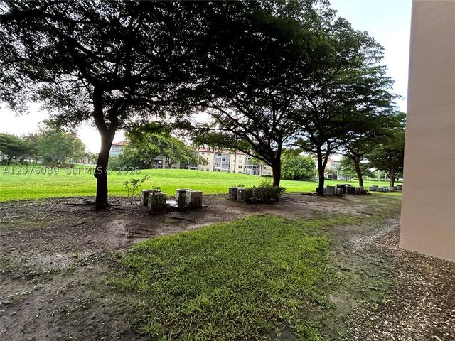 13105 SW 16 CT 105L, Pembroke Pines, FL 33027