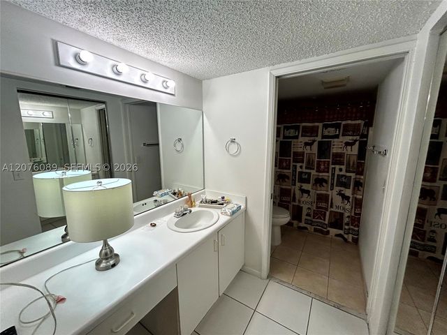 13105 SW 16 CT 105L, Pembroke Pines, FL 33027