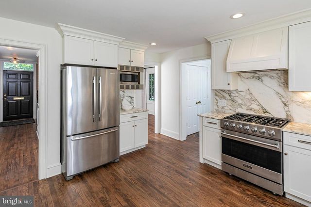 131 RANDALL RD, Princeton, NJ 08540