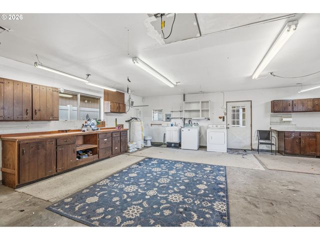 2714 LOUISIANA St, Longview, WA 98632