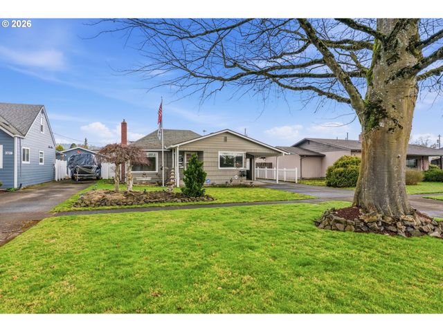 2714 LOUISIANA St, Longview, WA 98632