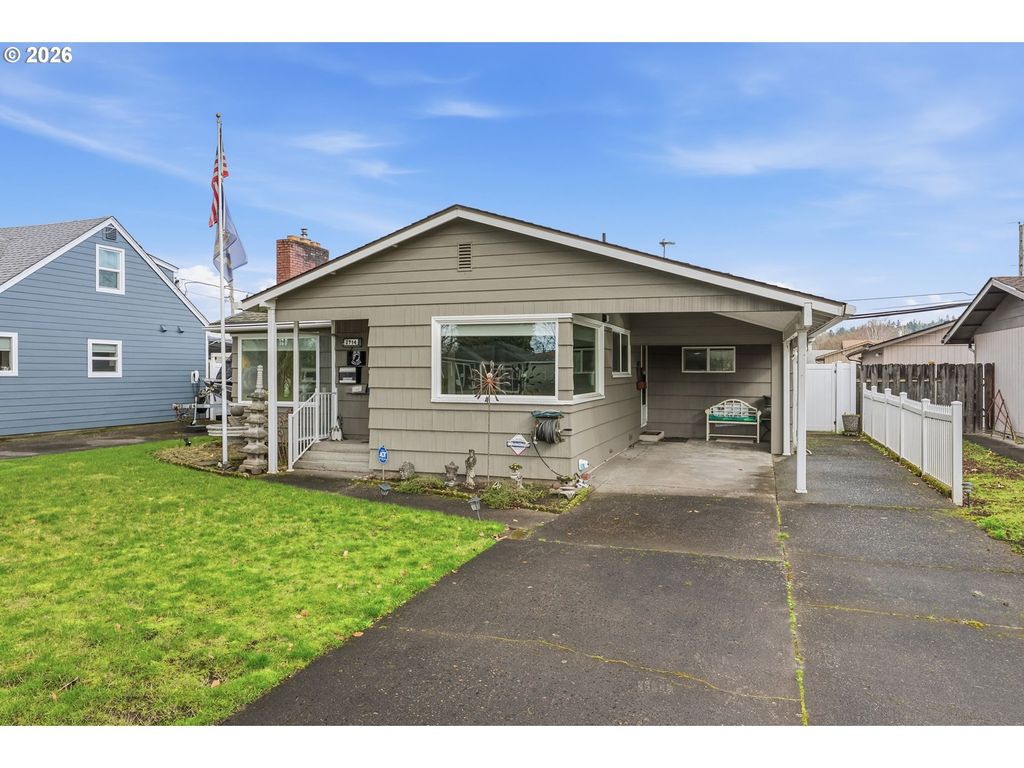 2714 LOUISIANA St, Longview, WA 98632