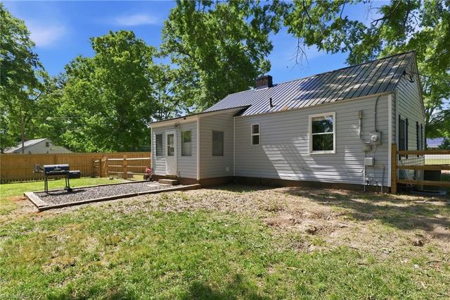 7261 NC Highway 704, Madison, NC 27025