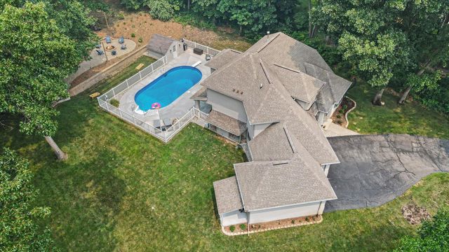 1288 Oshtemo Trace, Kalamazoo, MI 49009