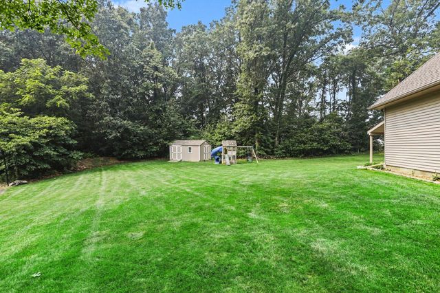1288 Oshtemo Trace, Kalamazoo, MI 49009
