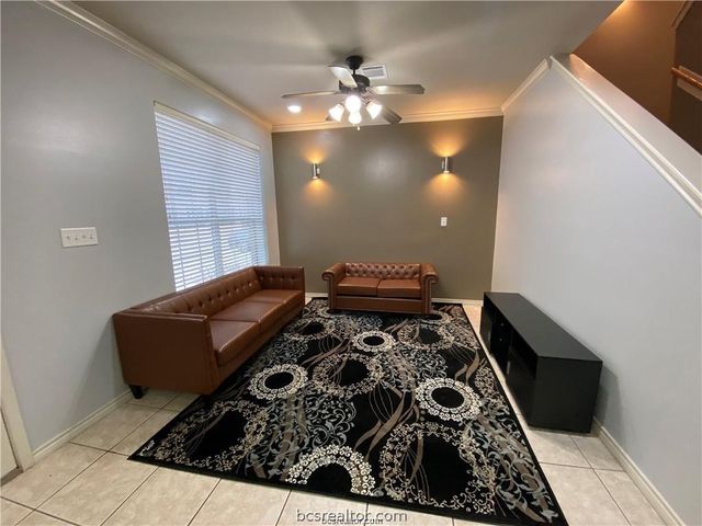 212 Forest Drive, College Station, TX 77840
