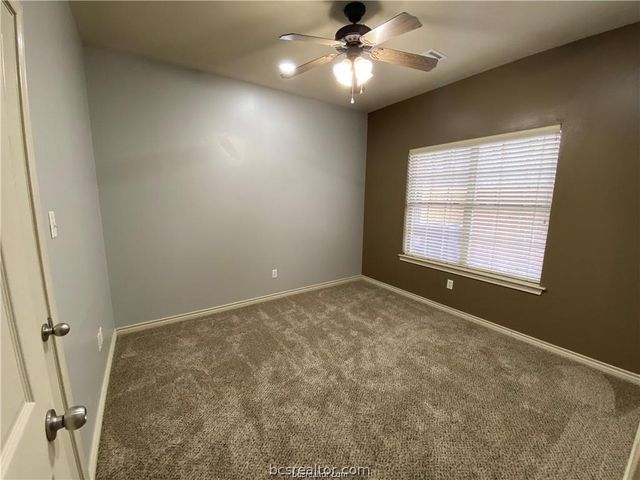 212 Forest Drive, College Station, TX 77840