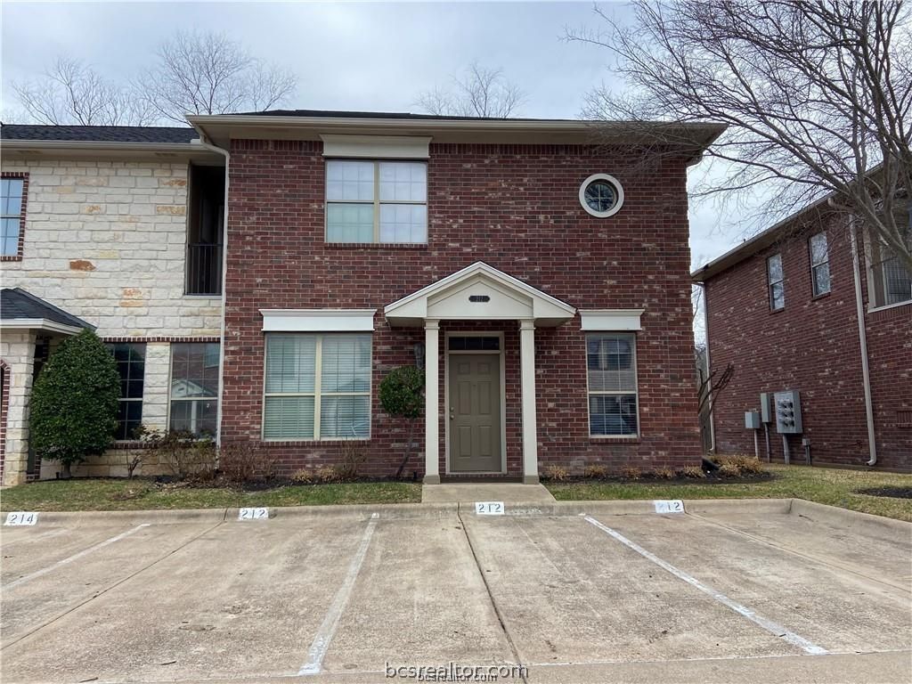 212 Forest Drive, College Station, TX 77840