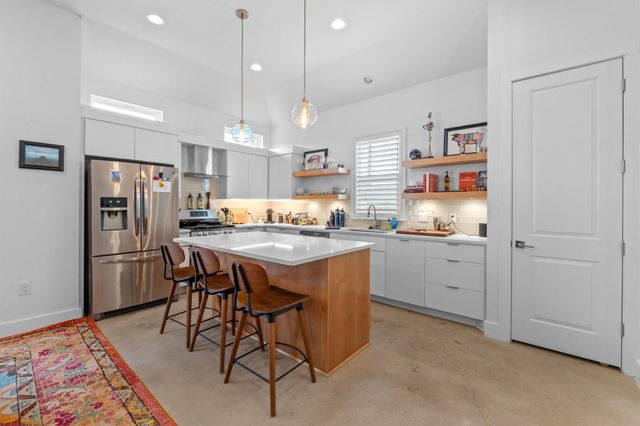 4801 Louis Ave 1, Austin, TX 78721