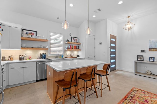 4801 Louis Ave 1, Austin, TX 78721