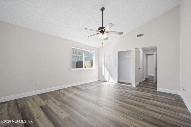 6823 CORALBERRY Lane N, Jacksonville, FL 32244