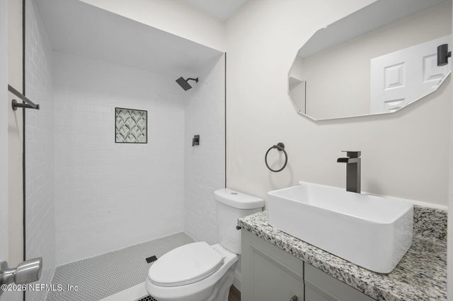 6823 CORALBERRY Lane N, Jacksonville, FL 32244