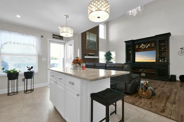 339 Fairfield Drive NE, Pickerington, OH 43147