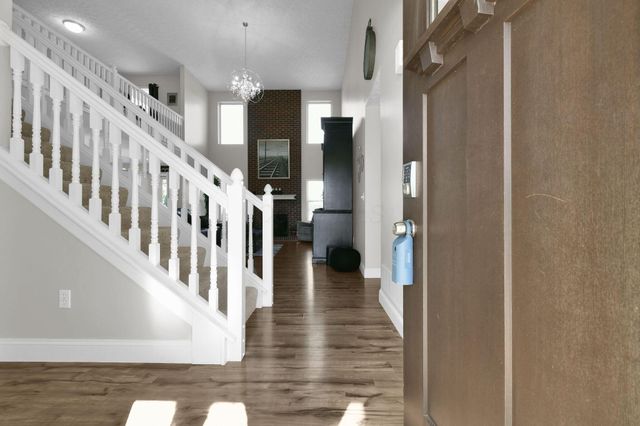 339 Fairfield Drive NE, Pickerington, OH 43147