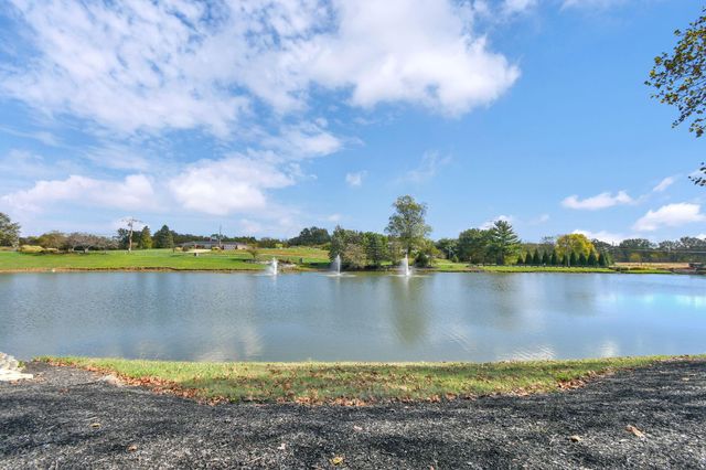 339 Fairfield Drive NE, Pickerington, OH 43147