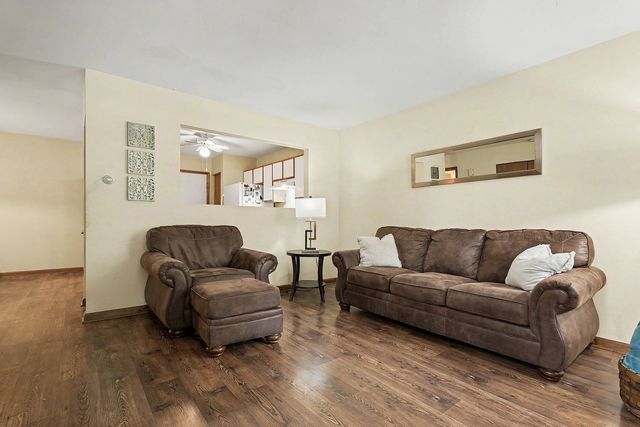 2231 Dalewood Court, Plainfield, IL 60544