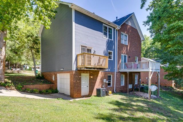 227 Emerald Way, Spartanburg, SC 29302