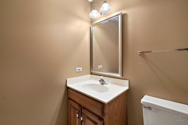 2176 Jordan Lane, Elgin, IL 60123