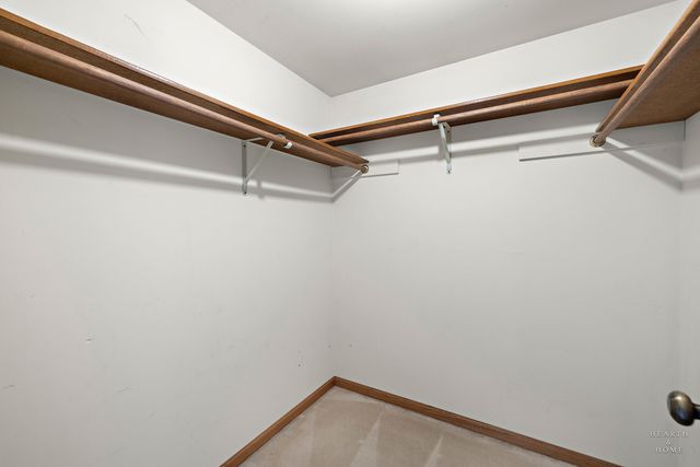 2176 Jordan Lane, Elgin, IL 60123