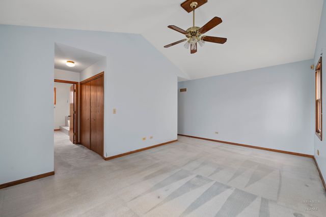 2176 Jordan Lane, Elgin, IL 60123