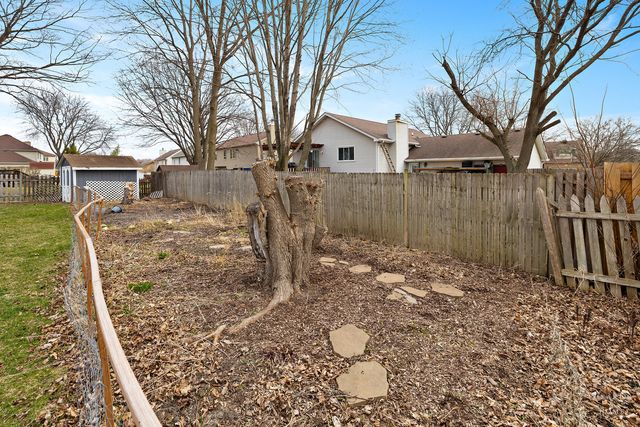 2176 Jordan Lane, Elgin, IL 60123