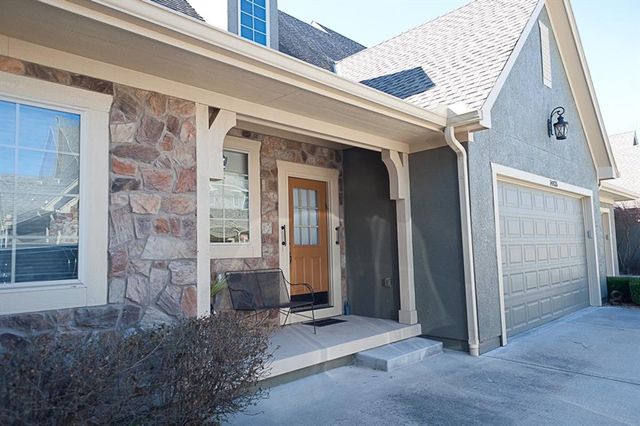 14835 Meadow Lane, Leawood, KS 66224