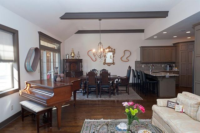 14835 Meadow Lane, Leawood, KS 66224