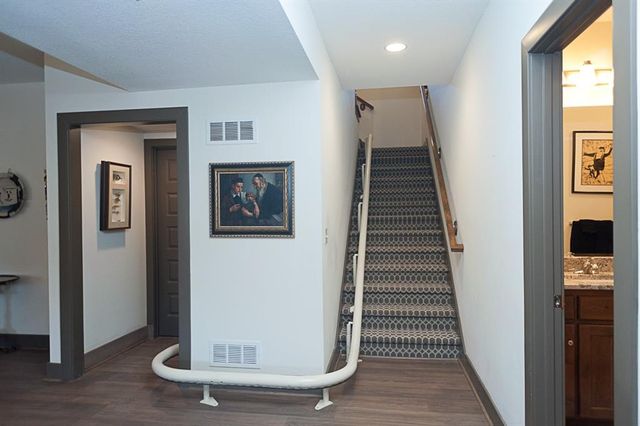 14835 Meadow Lane, Leawood, KS 66224