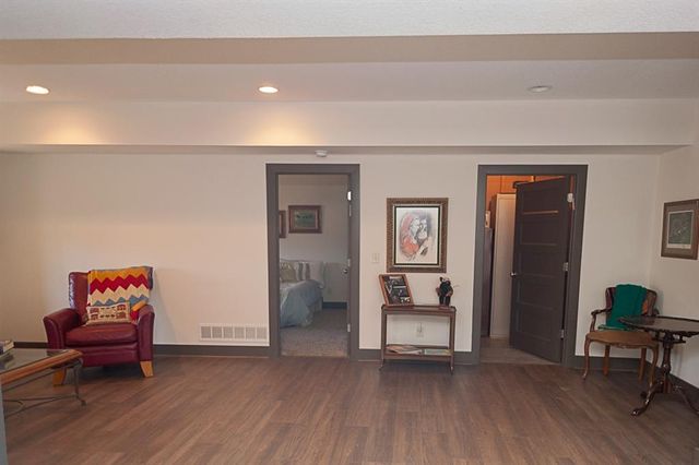 14835 Meadow Lane, Leawood, KS 66224