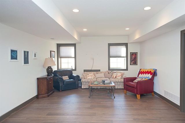 14835 Meadow Lane, Leawood, KS 66224