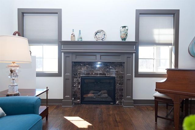 14835 Meadow Lane, Leawood, KS 66224