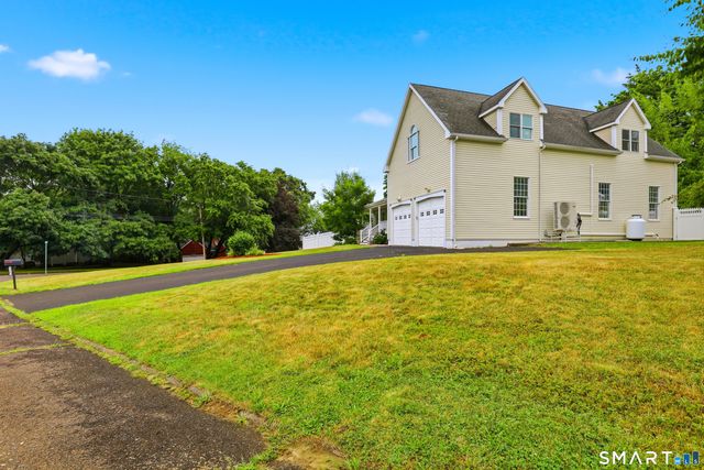36 Ruth Street, Trumbull, CT 06611