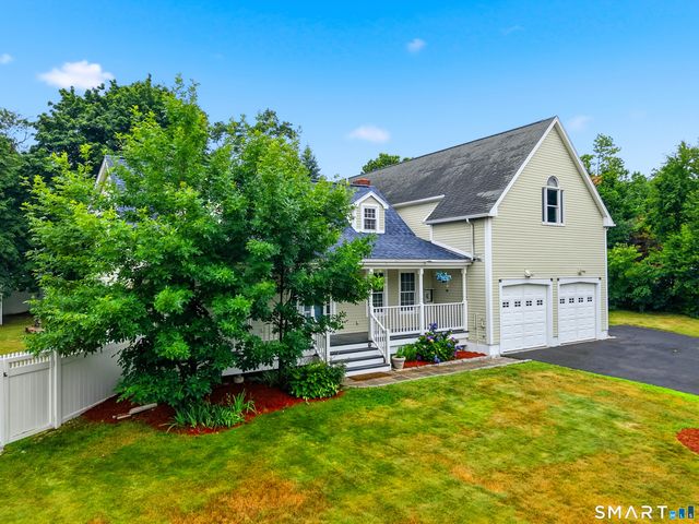 36 Ruth Street, Trumbull, CT 06611