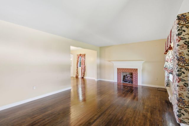 103 Clay Drive, Richmond, KY 40475