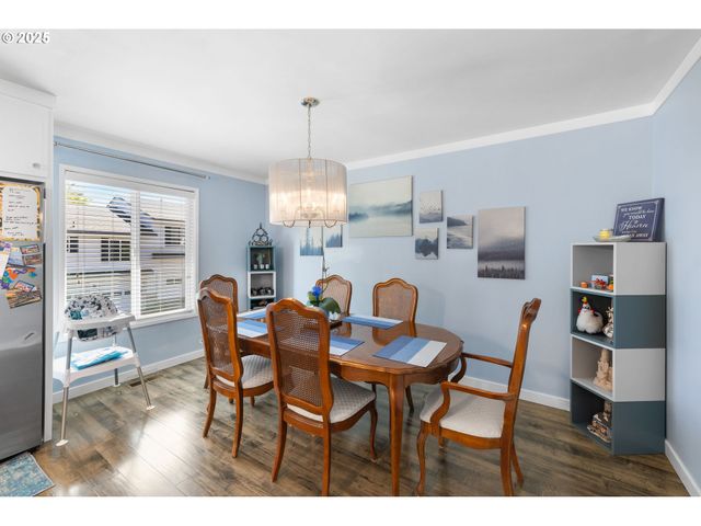 14912 Ne ROSE Pkwy, Portland, OR 97230