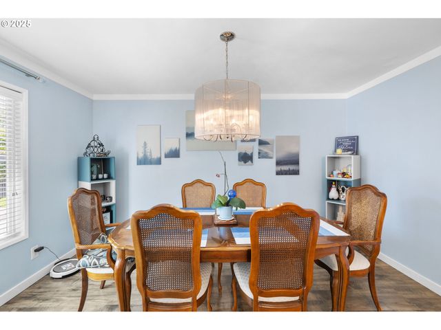 14912 Ne ROSE Pkwy, Portland, OR 97230