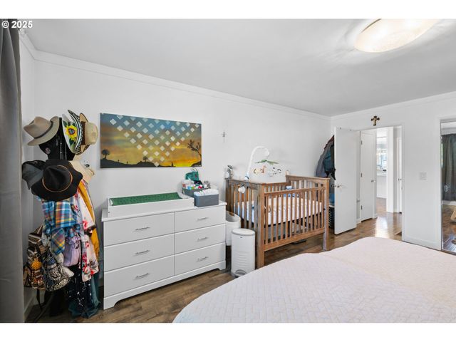 14912 Ne ROSE Pkwy, Portland, OR 97230