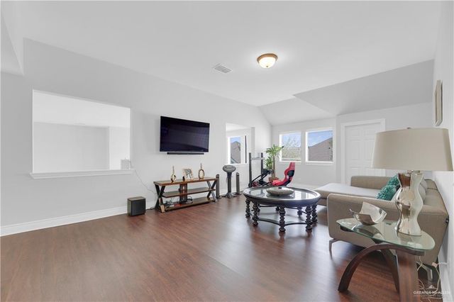 2500 Santa Clara, Mission, TX 78572