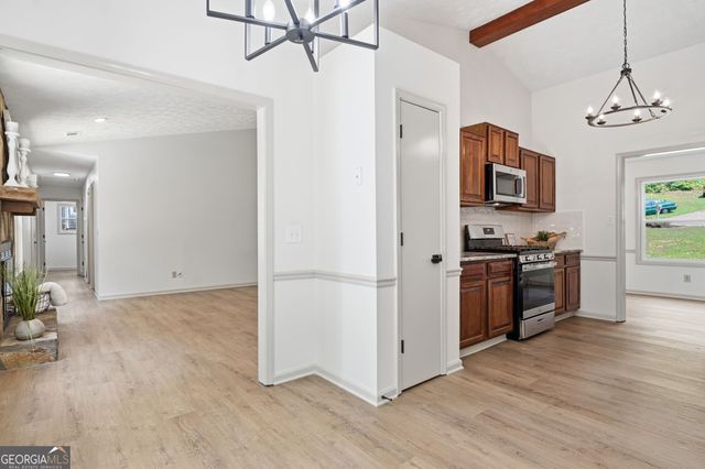 142 River Oaks Drive, Woodstock, GA 30188