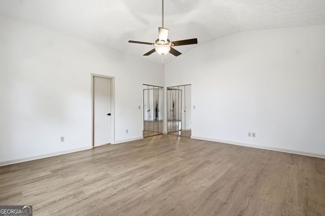 142 River Oaks Drive, Woodstock, GA 30188