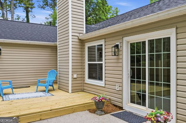 142 River Oaks Drive, Woodstock, GA 30188