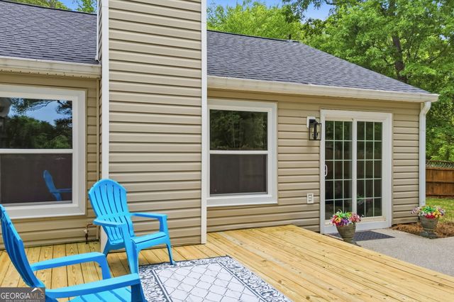 142 River Oaks Drive, Woodstock, GA 30188